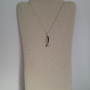 Premier Designs Night and Day necklace